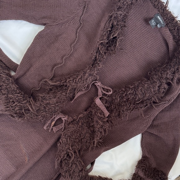 Vintage Y2K Brown Fringe Cardigan - Picture 9 of 9